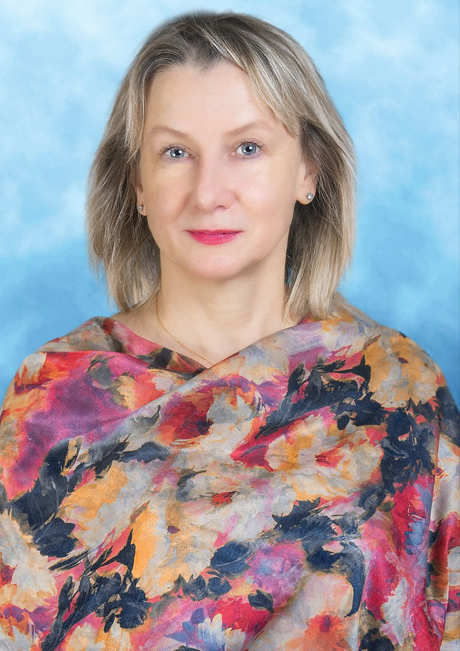 Петрова Оксана Вячеславовна.